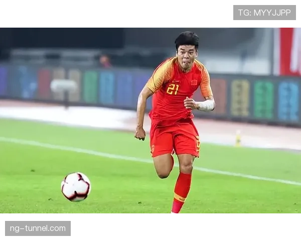墨西哥国家队近期世预赛表现稳健，中场控制力有明显提升