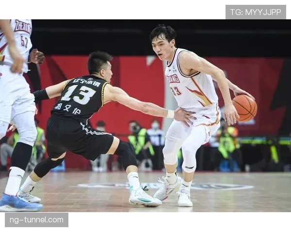 篮球回场违例的判定规则是什么?完整解析防守战术运用 篮球回场违例的判定规则是什么?完整解析防守战术运用